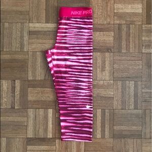 Nike Pro Cropped Leggings